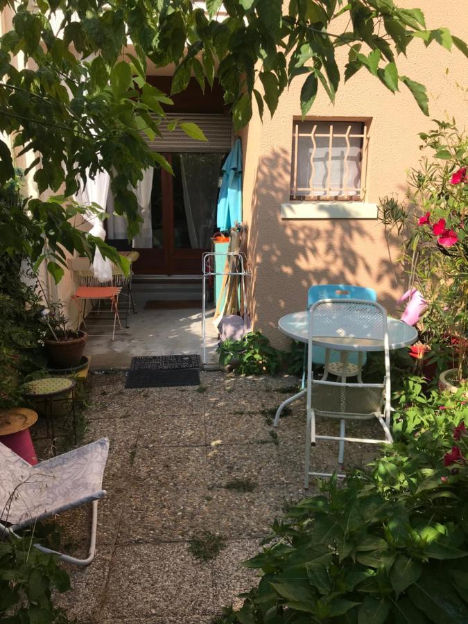 Appartement Joli Avec Jardinet *